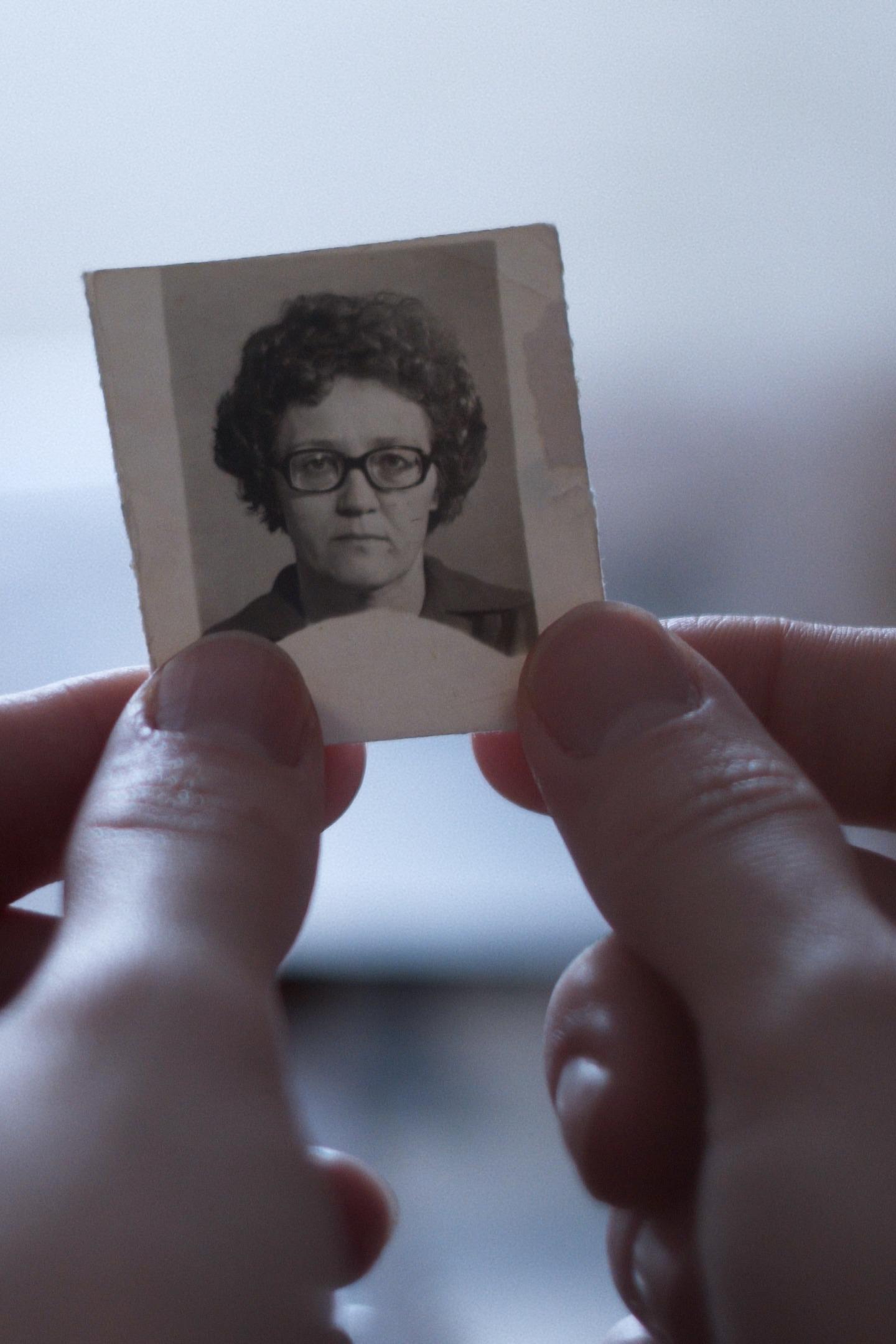 ULTIMELE SCRISORI ALE BUNICII / LAST LETTERS FROM MY GRANDMA, Olanda, Moldova, România, 2025