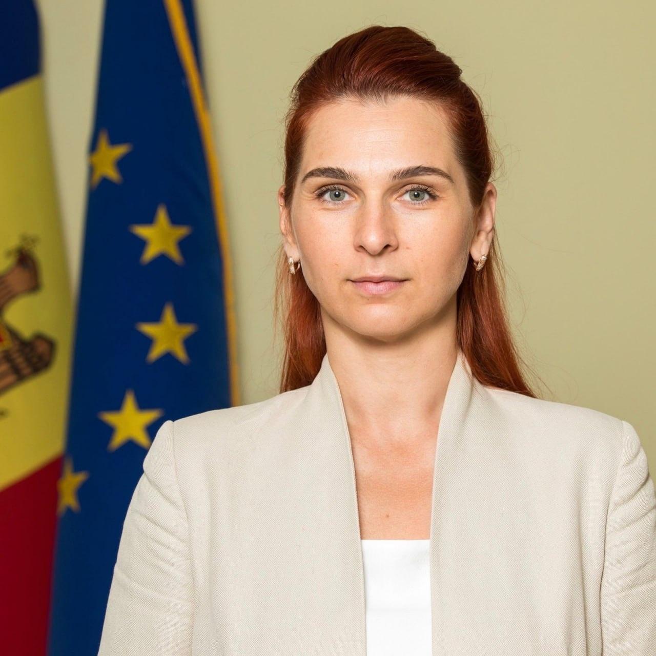 Ana Revenco